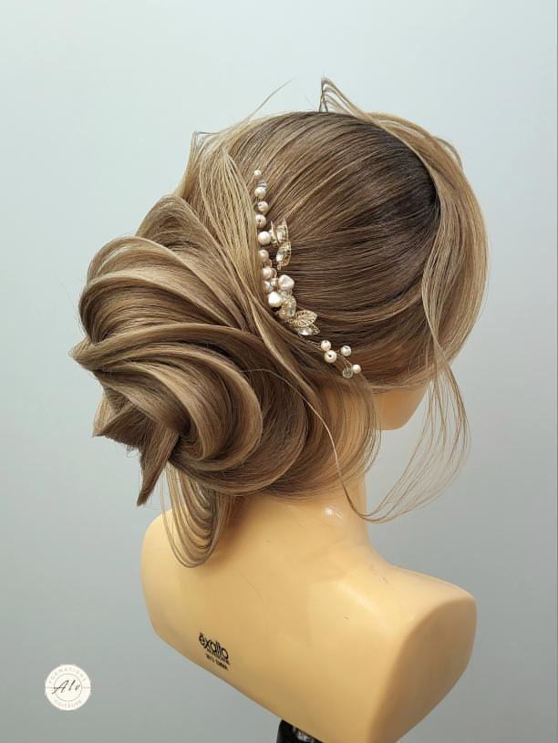 LES ATTACHES TENDANCES BY ALEXIS VARENNE